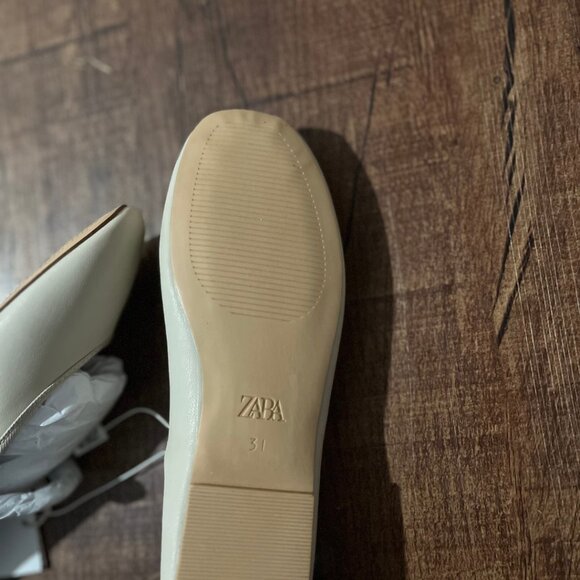 🌟 Brand New Zara Cream Leather Shoes - Size 31 - With Tags! 🌟 - Picture 3 of 3